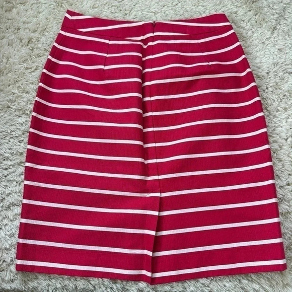 Banana Republic Womens Striped Pencil skirt size 0 Petite - Picture 2 of 8